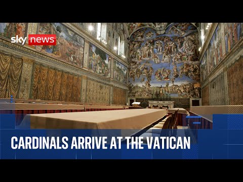 Cardinals arrive at Vatican before start of conclave