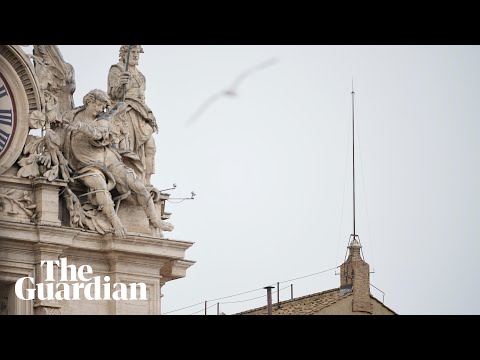 View of the chimney on the day of the conclave – watch live