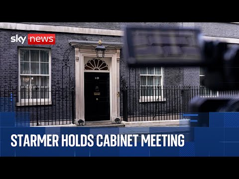 Keir Starmer’s cabinet arrive at Downing Street for meeting