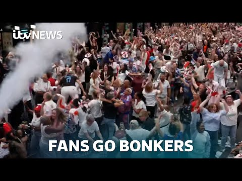 Chaos and joy: Watch England fans’ live reactions to Chloe Kelly’s Euro final penalty | ITV News
