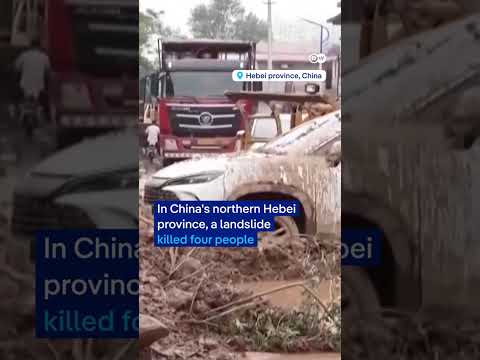 Heavy rain triggers floods and landslides in China | DW News