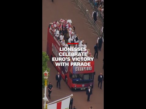 England’s Lionesses celebrate Euro’s win with parade