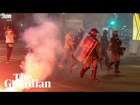 Vučić loyalists clash with anti-government protesters in Serbia
