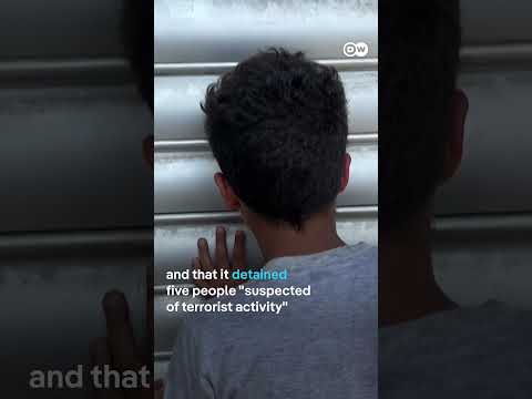 Israeli forces raid Ramallah currency exchange | DW News