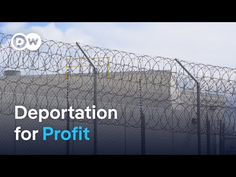 How private US companies profit from deportations | DW Business