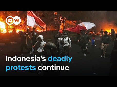 Indonesia: Violent rioting continues with three people confirmed dead | DW News
