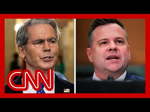 Top Trump officials almost come to blows at exclusive MAGA club, source says