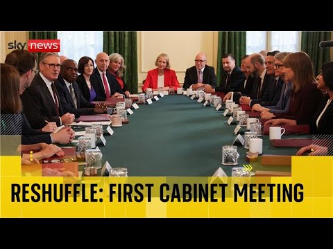 Starmer says ‘growth is the priority’ in first cabinet meeting since major reshuffle