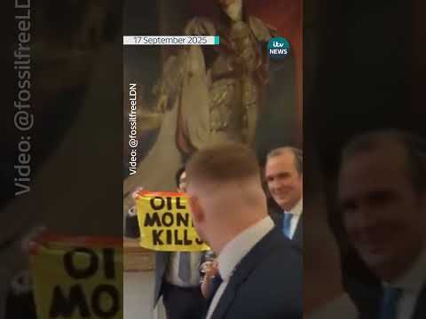 Climate protesters disrupt dinner celebrating Trump’s visit #itvnews #donaldtrump #climate