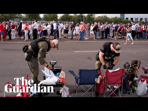 Thousands of supporters line up ahead of Charlie Kirk memorial service