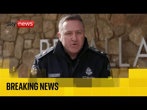 News conference as Australia police shooting manhunt continues