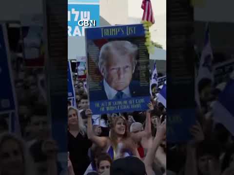 WATCH: Tel Aviv crowd chants “Thank you Trump!”
