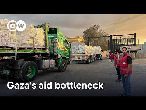 Gaza aid reported stuck at Rafah crossing | DW News