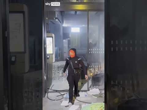 Protesters clash with police in Barcelona