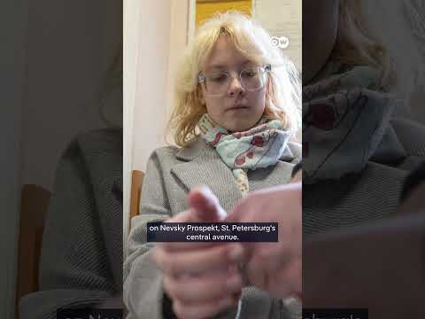 Russian musician jailed for playing banned song in public | DW News