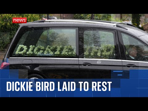 Legendary cricket umpire Dickie Bird remembered by sporting greats at hometown funeral