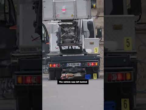 What footage of crime scene reveals about Louvre heist