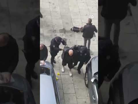 Shots fired outside Serbian parliament | DW News