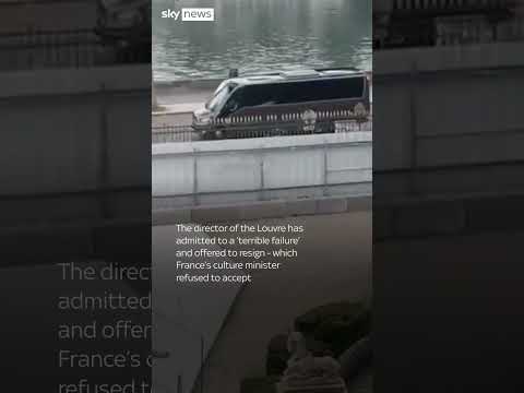 Moment thieves escape Louvre in jewel heist