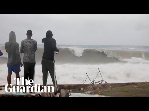 ‘It’s not turning back’: Jamaicans brace for Hurricane Melissa
