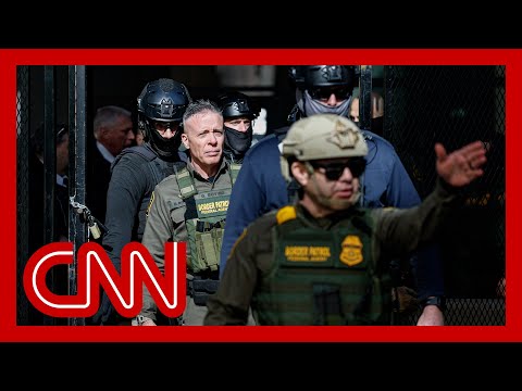 Border Patrol commander defends himself to Chicago judge