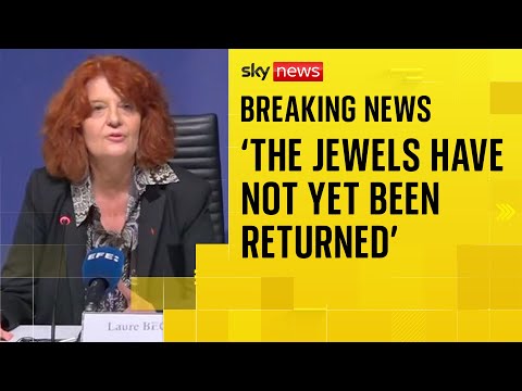 ‘Still time to hand jewels back’: Paris officials hold news conference on Louvre heist