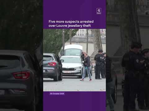 Five more arrests over Louvre heist