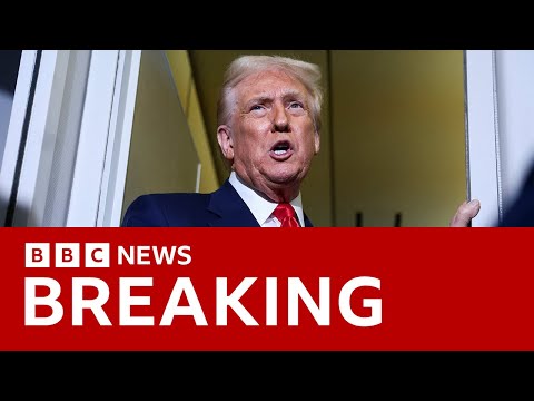 Trump limits refugee admissions to 7,500 and gives priority to white South Africans | BBC News