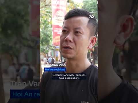 Deadly floods hit central Vietnam | DW News