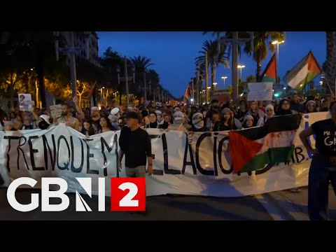 WATCH: Protesters gather in Barcelona in support of Gaza aid flotilla