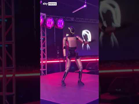 Elon Musk dances his way to $1TRN