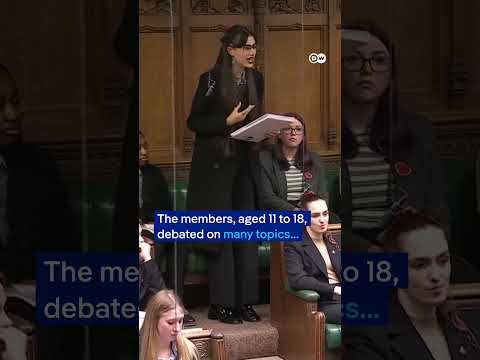 Kids take over UK Parliament | DW News