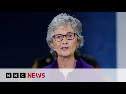 Catherine Connolly sworn in as Irish president | BBC News