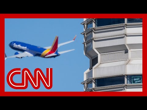 Ex-air traffic controller responds to Trump’s threat to dock pay for controllers who miss work