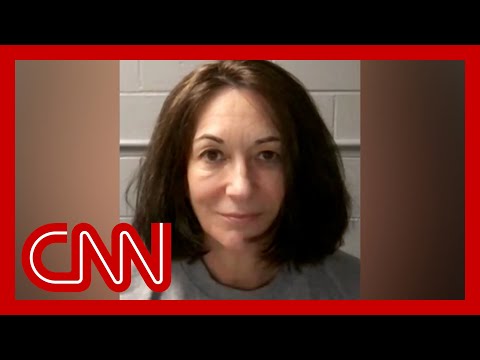 Sources: Ghislaine Maxwell getting special privileges in prison