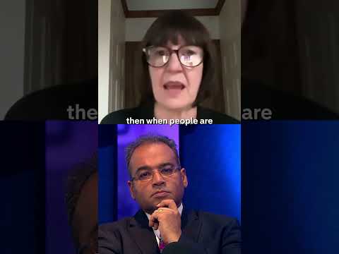 ‘The media and the politicians are in a dance of death where they only talk about immigration.’