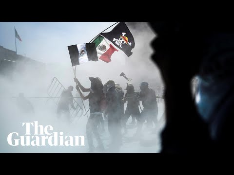 ‘Gen Z’ protesters confront police at National Palace in Mexico City