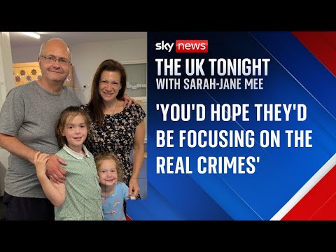 £20k payout for parents over school Whatsapp row