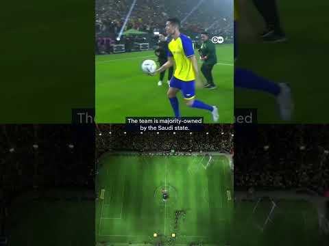 Why did Cristiano Ronaldo visit the White House? | DW News