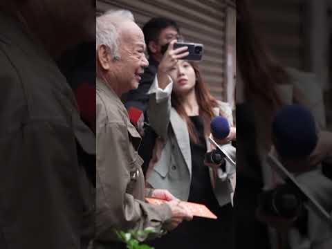 Taiwan hands out ‘crisis’ guide on what to do if China invades  | DW News