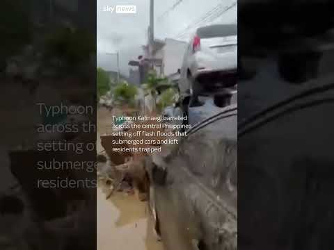 Typhoon displaces tens of thousands in the Philippines