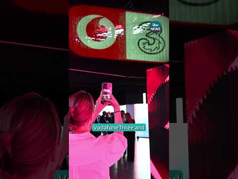 Mobile network companies are cracking down on scammers #itvnews #phone #technology