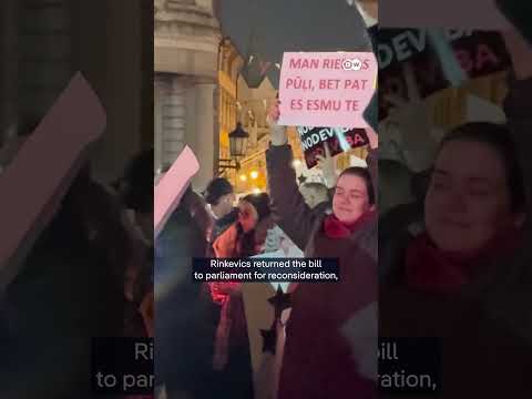 Thousands protest Latvia’s potential withdrawal from Istanbul Convention | DW News