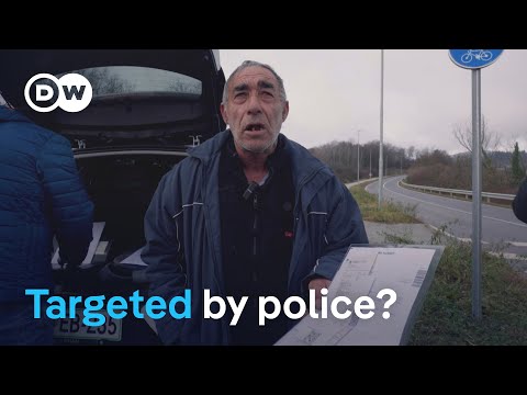Does Slovenia’s new security law target Roma people? | DW News