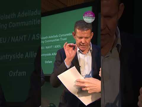 Who is on top in politics at the end of 2025?