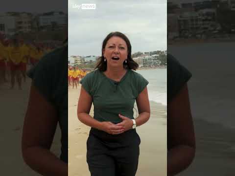 Lifeguards honour Bondi Beach victims