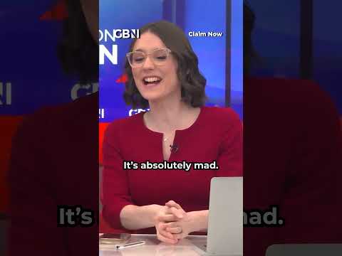 GB News hosts PERPLEXED as museum declares Father Christmas “TOO WHITE”