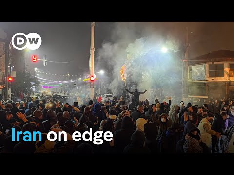 How vulnerable is Iran’s regime as protests show no sign of slowing? | DW News