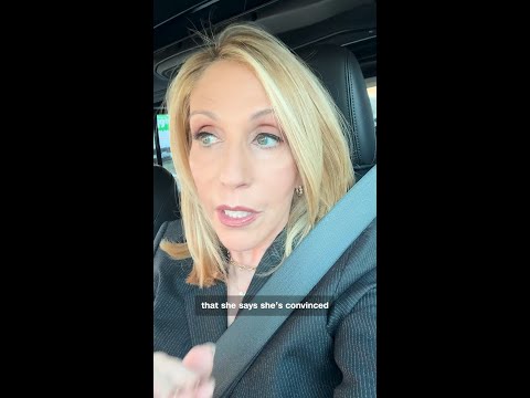 Elizabeth Warren tells Democrats to use new playbook