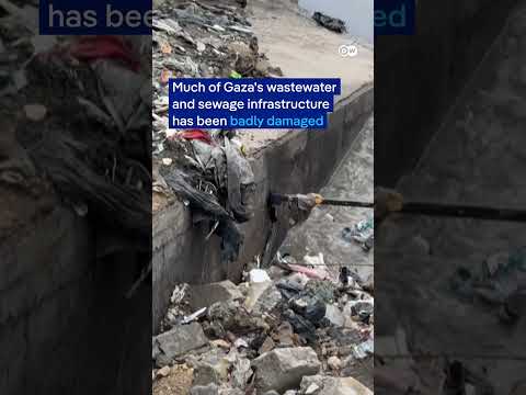 Piles of waste in Gaza pose ‘ticking bomb’ | DW News